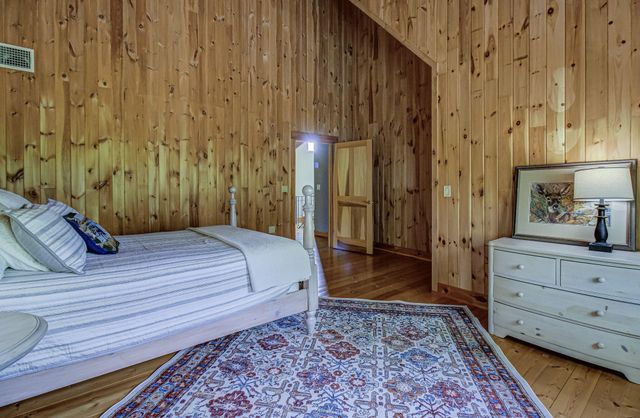 625 Cane Creek Mountain Road, Tellico Plains, TN 37385