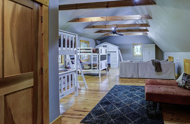 625 Cane Creek Mountain Road, Tellico Plains, TN 37385