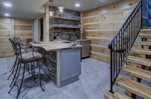 625 Cane Creek Mountain Road, Tellico Plains, TN 37385