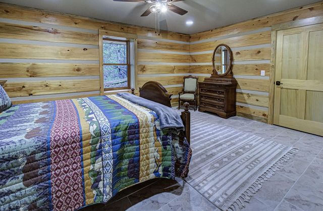 625 Cane Creek Mountain Road, Tellico Plains, TN 37385