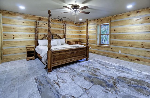 625 Cane Creek Mountain Road, Tellico Plains, TN 37385