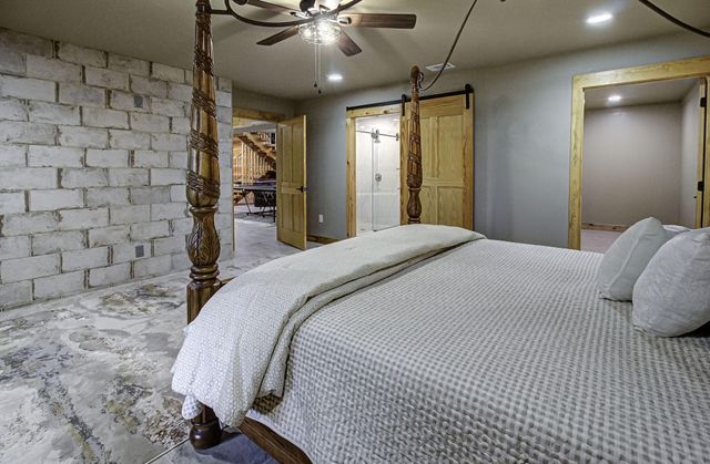 625 Cane Creek Mountain Road, Tellico Plains, TN 37385