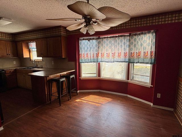 6971 W Hwy 11, Pittsburg, TX 75686