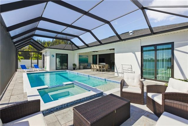1708 SW 4th ST, Cape Coral, FL 33991