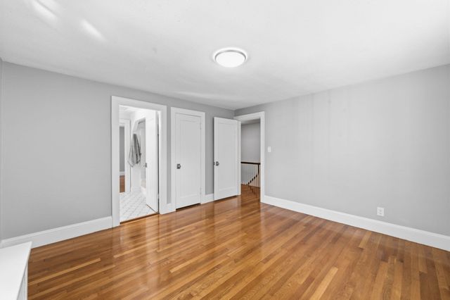 30 Chatham Rd, Longmeadow, MA 01106