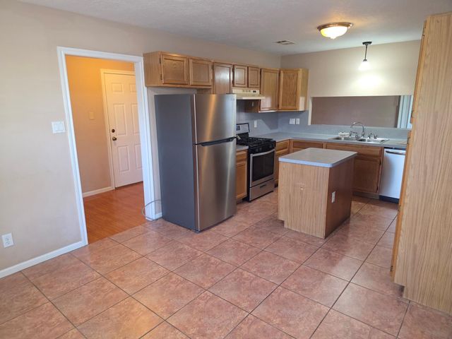 414 Texas Street, Tomball, TX 77375