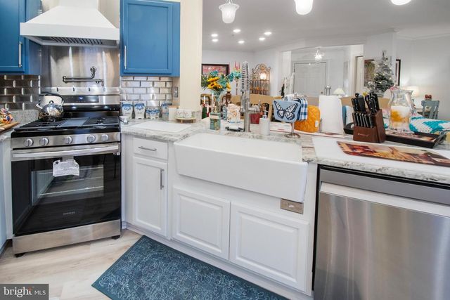 511 MOWAT CIR, Hamilton, NJ 08690