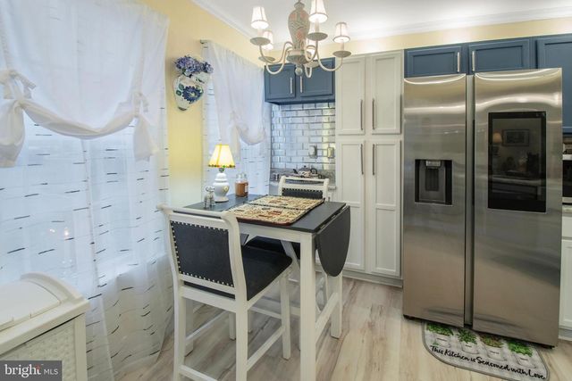 511 MOWAT CIR, Hamilton, NJ 08690