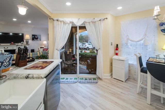 511 MOWAT CIR, Hamilton, NJ 08690