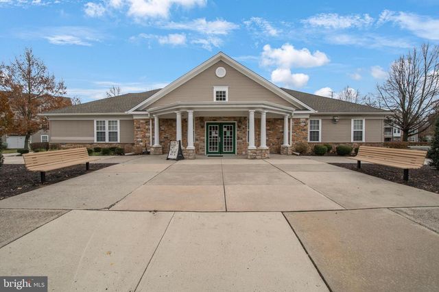 511 MOWAT CIR, Hamilton, NJ 08690