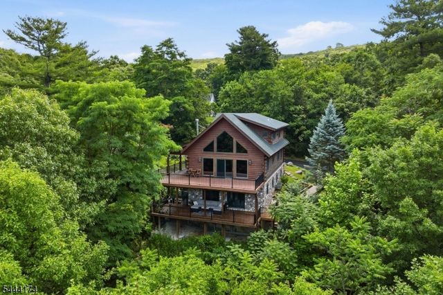 8 McKinley, Greenwood Lake, NY 10925