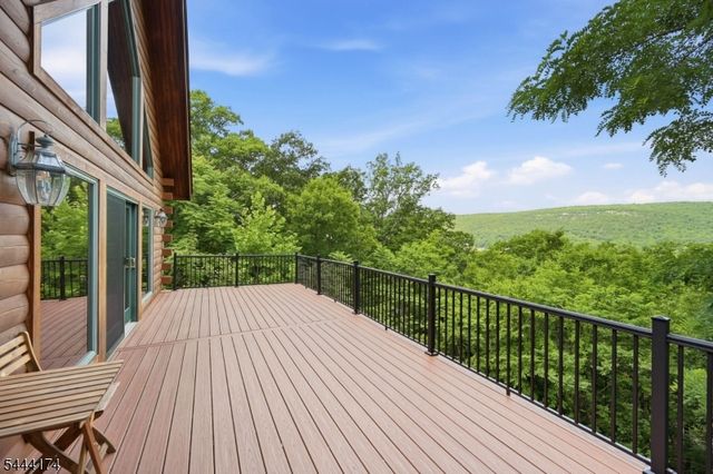 8 McKinley, Greenwood Lake, NY 10925