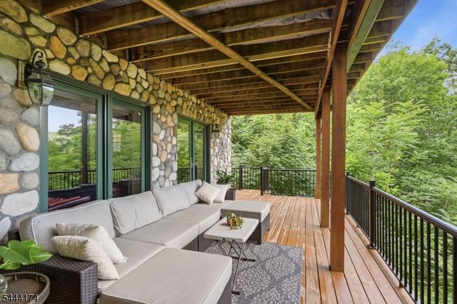 8 McKinley, Greenwood Lake, NY 10925