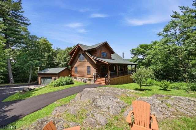 8 McKinley, Greenwood Lake, NY 10925
