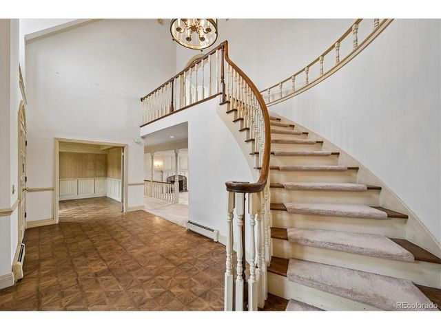 2530 S Gray Ct, Denver, CO 80227