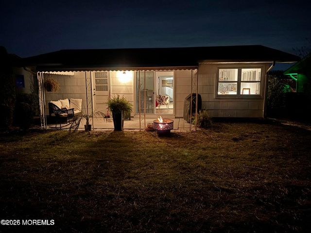 10 Whitman Street, Brick, NJ 08724