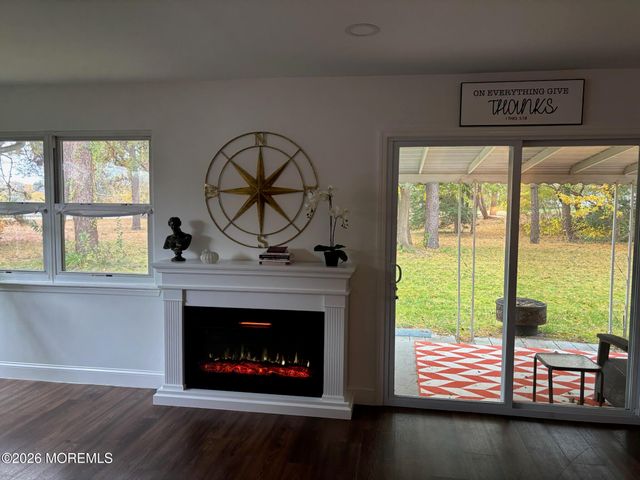 10 Whitman Street, Brick, NJ 08724