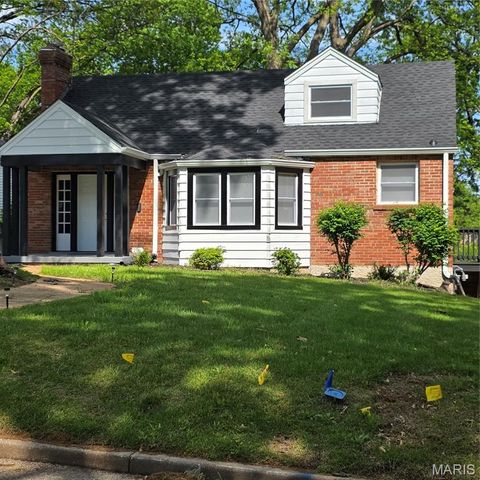 216 S Hartnett Avenue, Ferguson, MO 63135