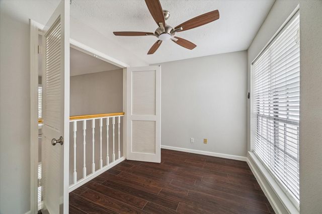 1911 Bering Drive 3, Houston, TX 77057
