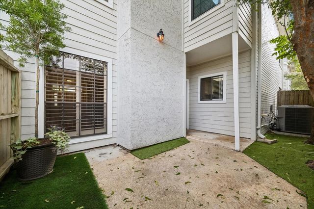 1911 Bering Drive 3, Houston, TX 77057