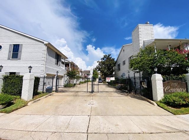 1911 Bering Drive 3, Houston, TX 77057