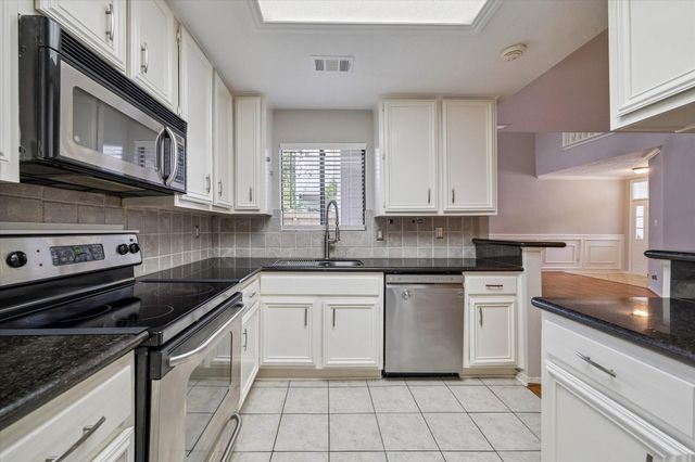 1911 Bering Drive 3, Houston, TX 77057