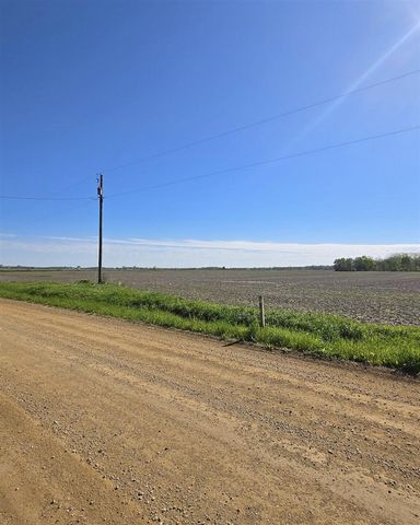 18946 Avery Road, Three Oaks, MI 49128
