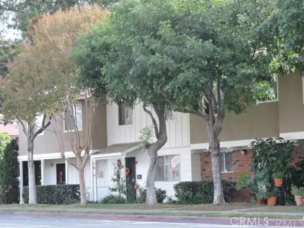 441 N Rockvale, Azusa, CA 91702