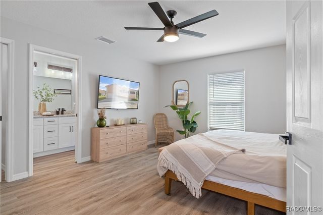 4865 S Tromp Loop, Homosassa, FL 34448
