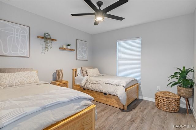 4865 S Tromp Loop, Homosassa, FL 34448