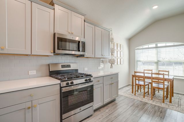 800 Amberwood Court, Fort Worth, TX 76052