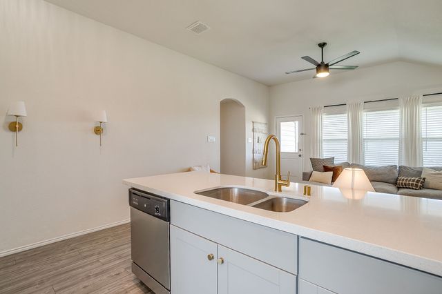 800 Amberwood Court, Fort Worth, TX 76052