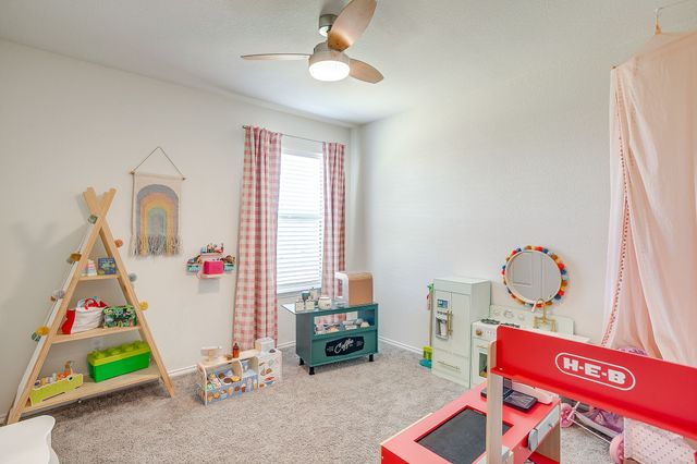 800 Amberwood Court, Fort Worth, TX 76052