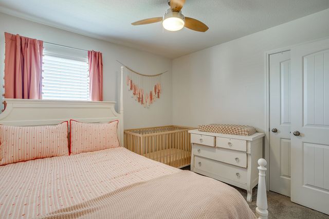 800 Amberwood Court, Fort Worth, TX 76052