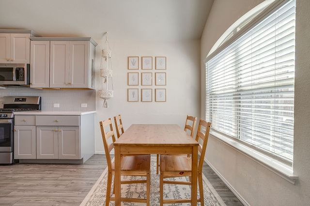 800 Amberwood Court, Fort Worth, TX 76052