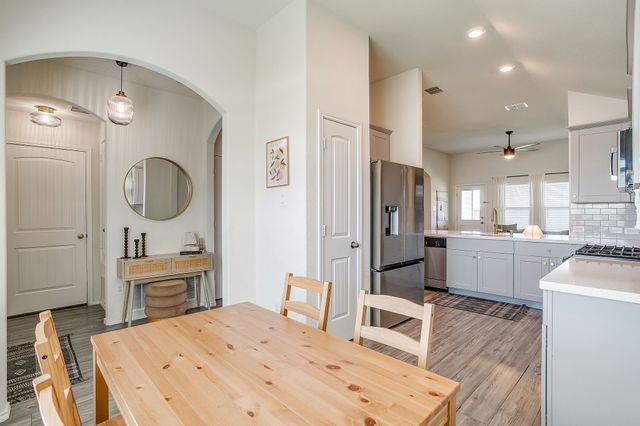 800 Amberwood Court, Fort Worth, TX 76052