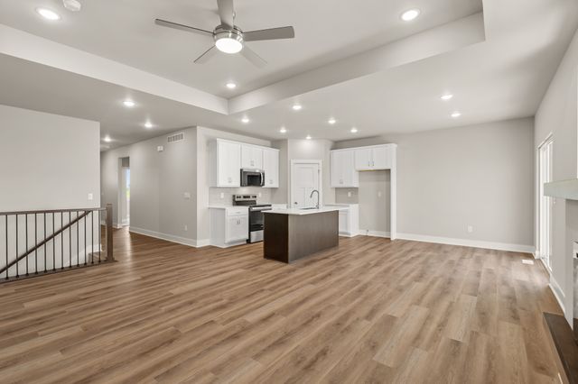 3269 Marigold Circle, Pella, IA 50219