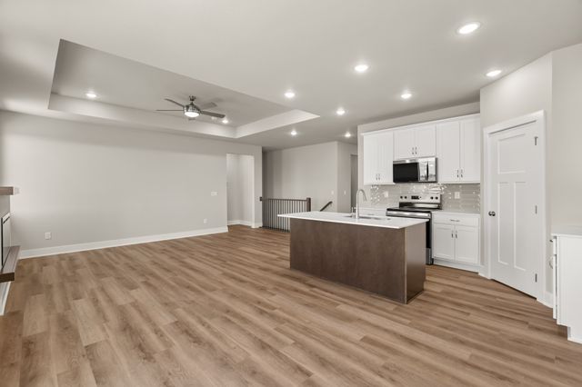 3269 Marigold Circle, Pella, IA 50219