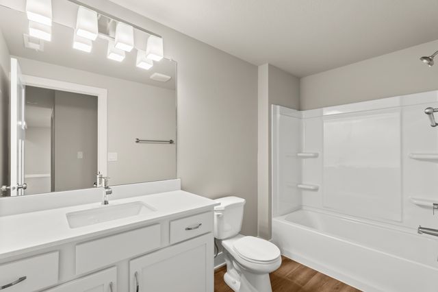 3269 Marigold Circle, Pella, IA 50219