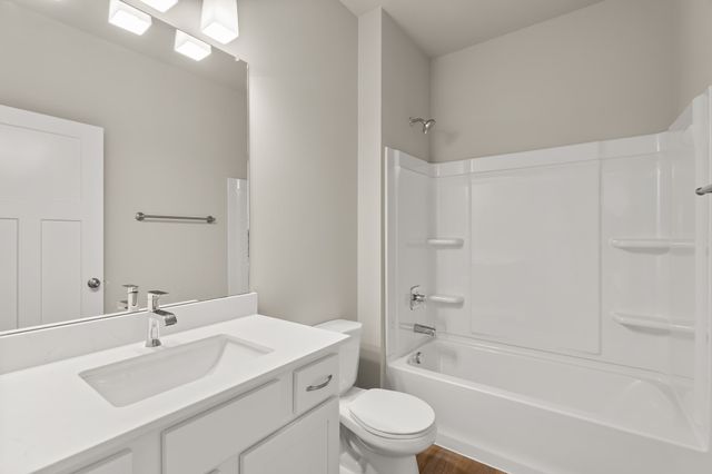 3269 Marigold Circle, Pella, IA 50219