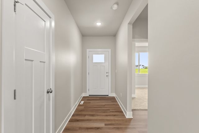 3269 Marigold Circle, Pella, IA 50219