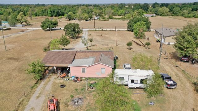 1727 Mustang Loop, Madisonville, TX 77864