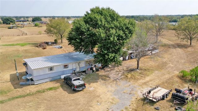 1727 Mustang Loop, Madisonville, TX 77864