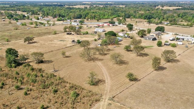 1727 Mustang Loop, Madisonville, TX 77864