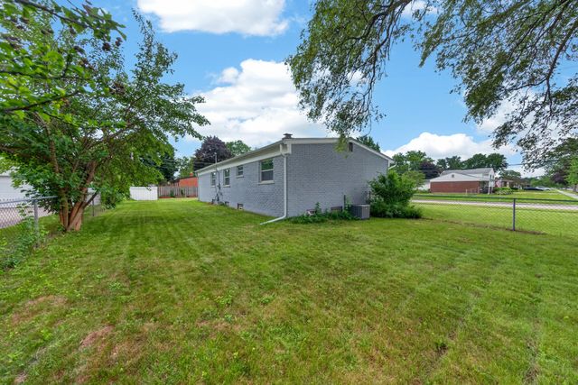43924 Donley Drive, Sterling Heights, MI 48314
