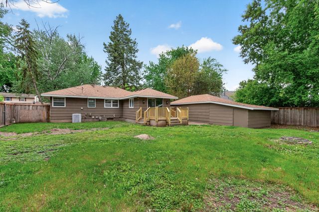 525 79th Avenue NE, Spring Lake Park, MN 55432