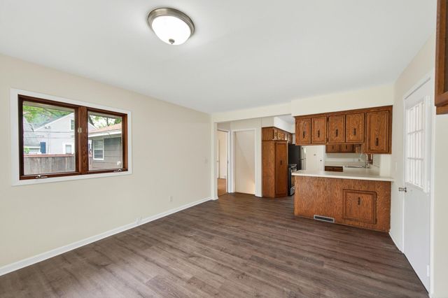 525 79th Avenue NE, Spring Lake Park, MN 55432