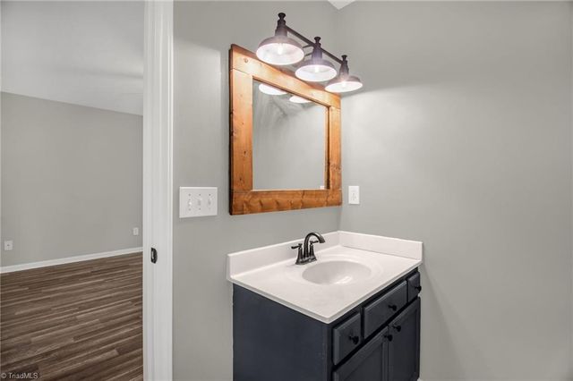 7511 Mcgee Road, Rural Hall, NC 27045