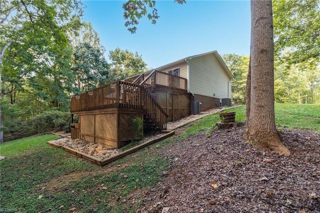 7511 Mcgee Road, Rural Hall, NC 27045