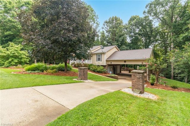 7511 Mcgee Road, Rural Hall, NC 27045